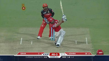 M43: RCB vs KXIP – Manan Vohra Six