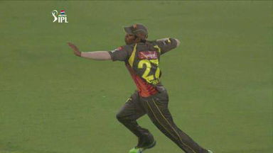 M25: SRH vs KXIP – Piyush Chawla Wicket