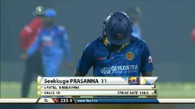 4TH ODI: IND vs SL – Seekkuge Prasanna Wicket