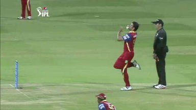 M20: RCB vs CSK – Dwayne Smith Six