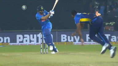 Virat finishes off with a stunning six