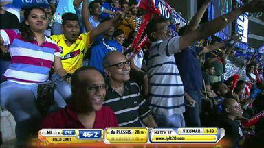 M57: CSK vs MI – Michael Hussey Wicket