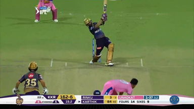 M43: KKR vs RR – Dinesh Karthik Six