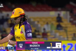 M06 - MI vs UPW: Tahlia McGrath Wicket