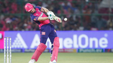 Jos Buttler's brisk 35(25)