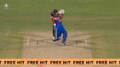 IND vs BAN 2024, 2nd T20I: Nitish Reddy Six