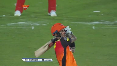 Alex Hales plunders 45(31)