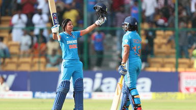 Brilliant Harmanpreet Kaur entertains Bengaluru with 103* (88)