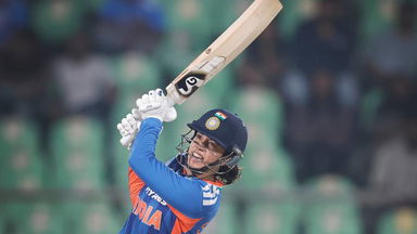 Smriti delights Trivandrum with sublime 80(48)