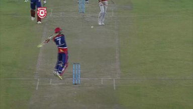 M36: KXIP vs DD – Sam Billings Wicket