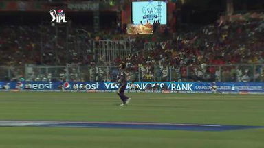 M57: KXIP vs KKR – Manan Vohra Wicket