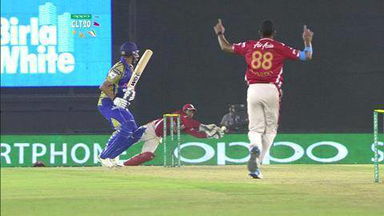 M17: KXIP vs COB –  Robin Peterson Wicket