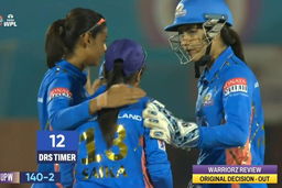 Double Strike: Saika Ishaque gets Alyssa Healy & Tahlia McGrath