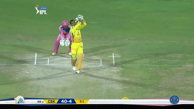 M25: RR vs CSK – MS Dhoni Six