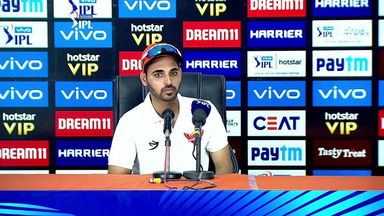 Warner's experience as captain is beneficial to me - Bhuvi