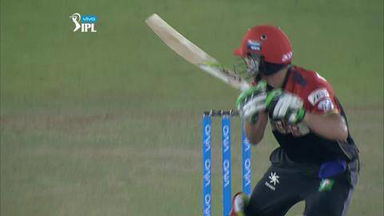 M39: KXIP vs RCB – AB de Villiers Wicket