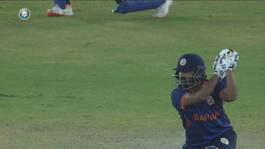 SMAT 2023 Final: 24-run over: Vishnu Solanki keeps the run-chase alive with splendid hitting