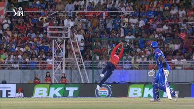 Timely Leap! Prabhsimran's excellent catch to dismiss Suryakumar