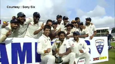SL vs India, 3rd Test - Team strikes a pose with the trophy