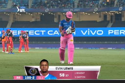 M43: RR vs RCB – Evin Lewis Wicket
