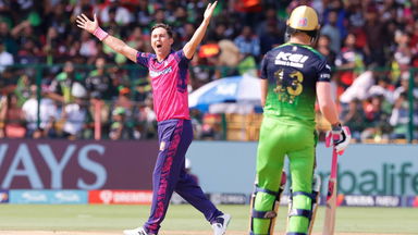 Thunder Boult: Trent Boult dismisses Kohli first ball for his 100th IPL wicket