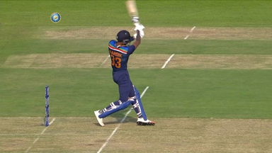 Hardik Pandya's 16-ball 35-run blitz