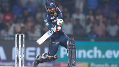 Rashid Khan nearly wins it for GT with 21*(11)