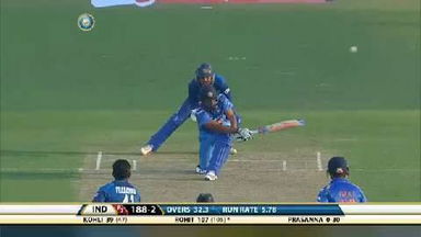 4TH ODI: IND vs SL – Rohit Sharma Six