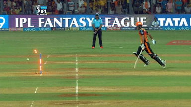 Q1: SRH vs CSK – Bhuvneshwar Kumar Wicket