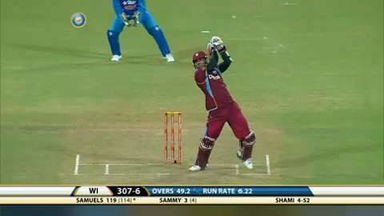 1ST ODI: IND vs WI – Marlon Samuels Six