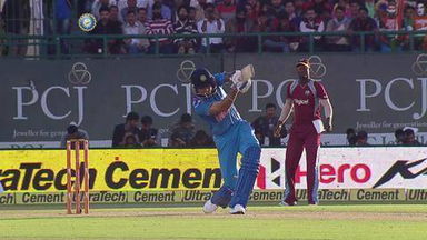 4TH ODI: IND vs WI – Virat Kohli Six