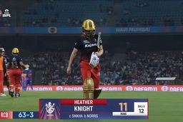 M11- DC vs RCB:  Heather Knight  Wicket