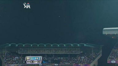 M33: KKR vs MI – Super Sixes