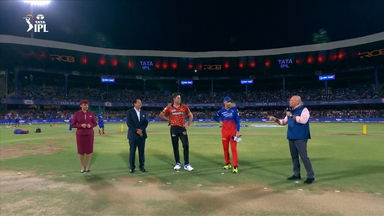 M30: RCB vs SRH – Toss