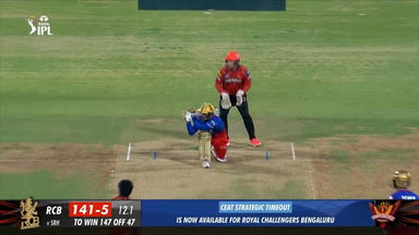 M30: RCB vs SRH – Mahipal Lomror Six