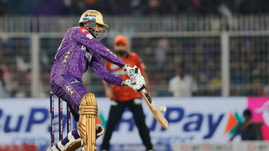 A solid takedown: Venkatesh Iyer goes 4,6,4,4 vs Cummins