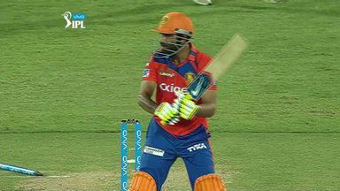 M15: GL vs SRH – Ravindra Jadeja Wicket