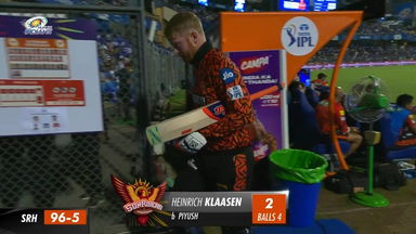 M55: MI vs SRH  – Heinrich Klaasen Wicket