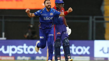 4,4,6,W - Ramandeep gets the better of Pant