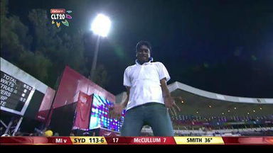 M18: MI vs SYD – Amazing Moments
