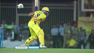 M37: CSK vs RR –  Ravindra Jadeja Six