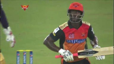 M43: SRH vs KKR – Darren Sammy Wicket