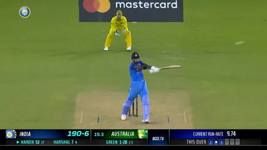 IND vs AUS 2022, 1ST T20I: Hardik Pandya Six