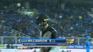 IND vs NZ 2017, 3rd T20I: Kane Williamson Wicket