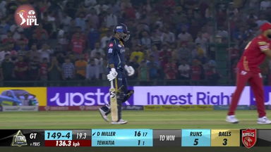 Rahul Tewatia reacts to a Rahul Tewatia finish