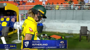 IND-W vs AUS-W 2025, 2nd ODI: Annabel Sutherland Wicket