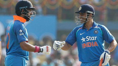 Watch commentator Sanjay Manjrekar pull off SRK’s catchy dialogue