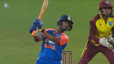 Smriti, Deepti provide crucial acceleration with 4,4,4