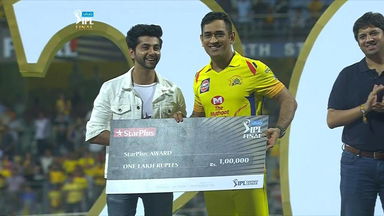 Final: CSK vs SRH – Star Plus nayi soch award – MS Dhoni