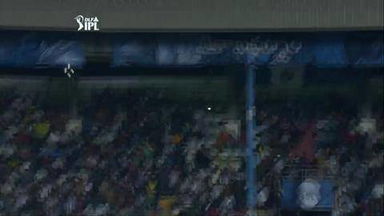 IPL 2012 Match 6 – DC vs CSK: Wickets
